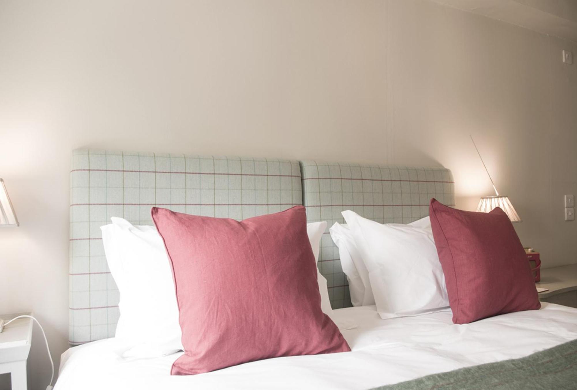 The Greyhound Inn Вонтідж Екстер'єр фото